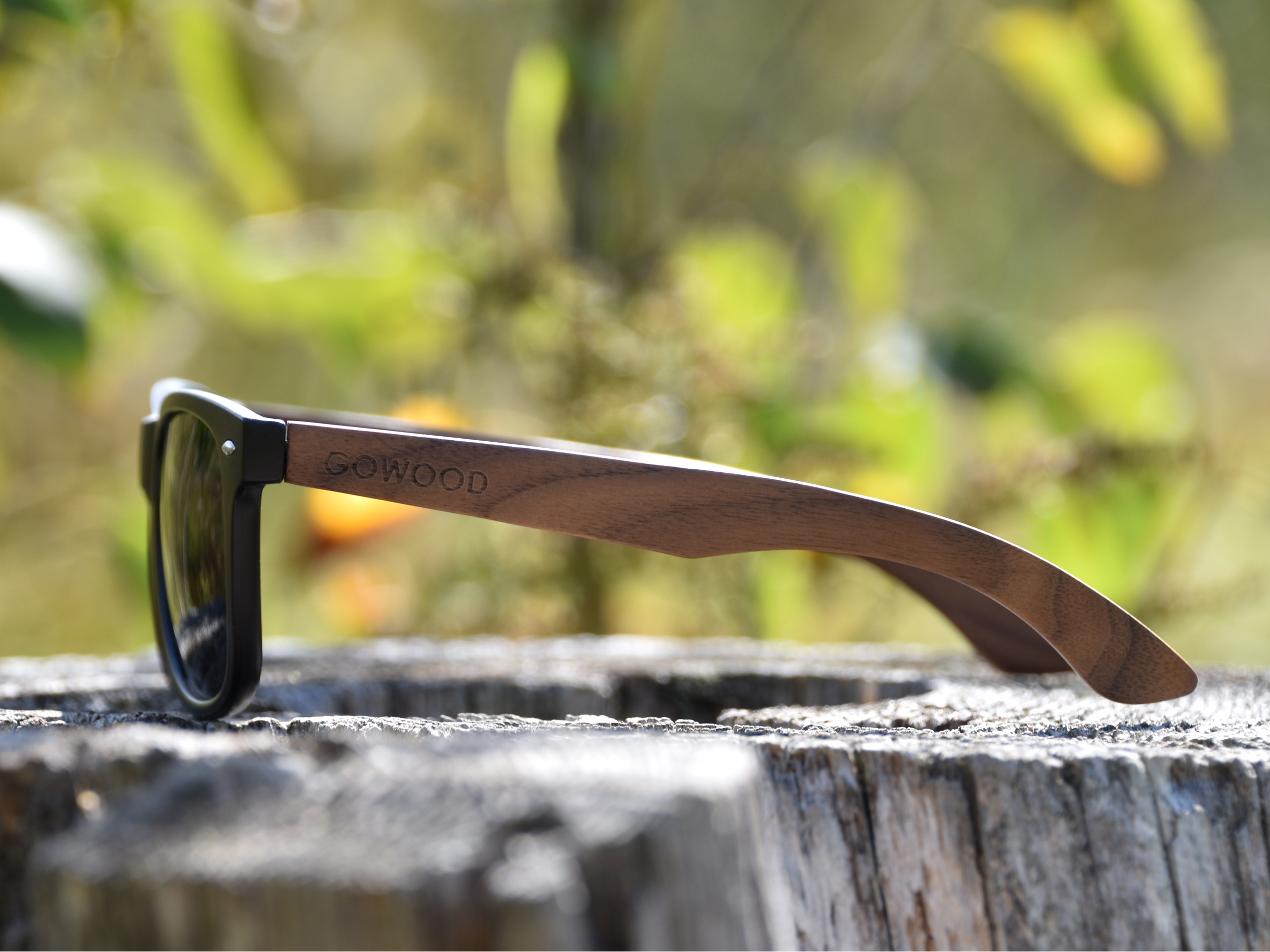 Wayfarer zonnebril met walnoot houten pootjes nature 2