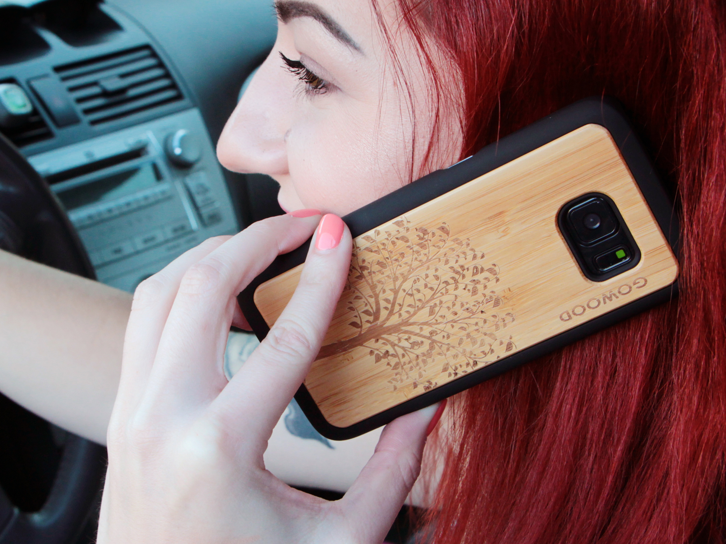 Samsung Galaxy S7 wood case tree user 2