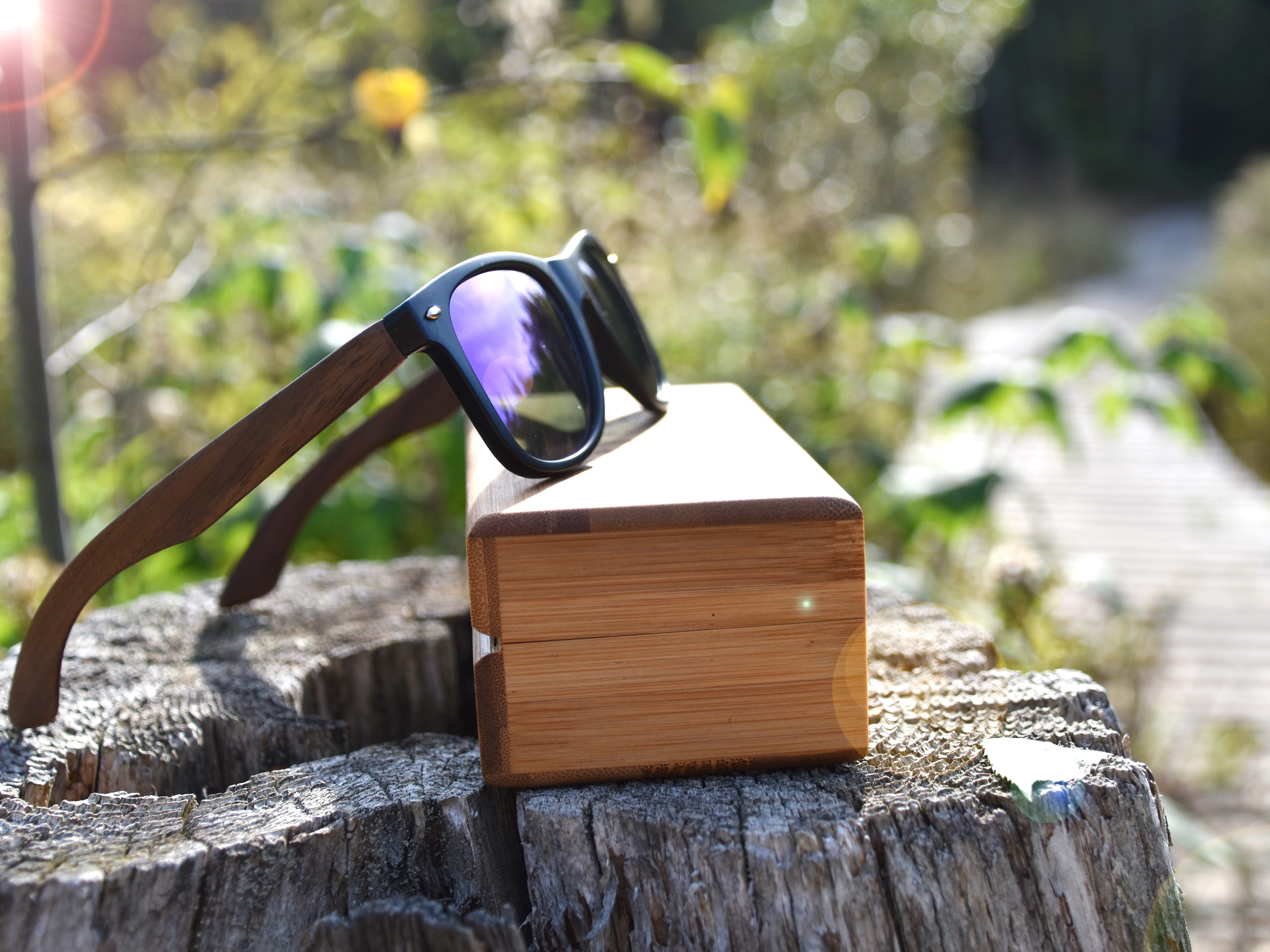 Walnut wood wayfarer sunglasses blue mirrored lenses - outdoor