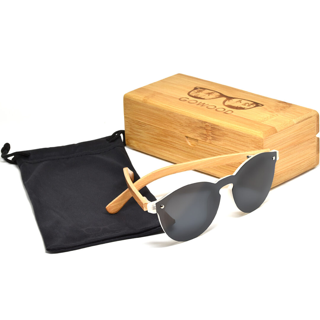 Round bamboo wood sunglasses black polarized lenses set