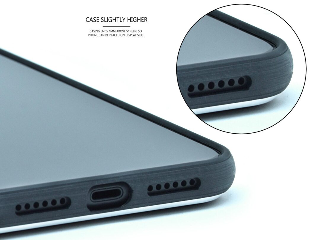 iPhone 11 wood case screen edge