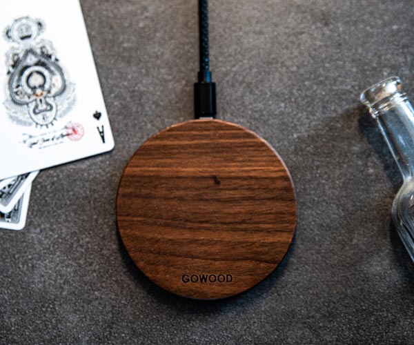 Fast Wood Wireless Charger