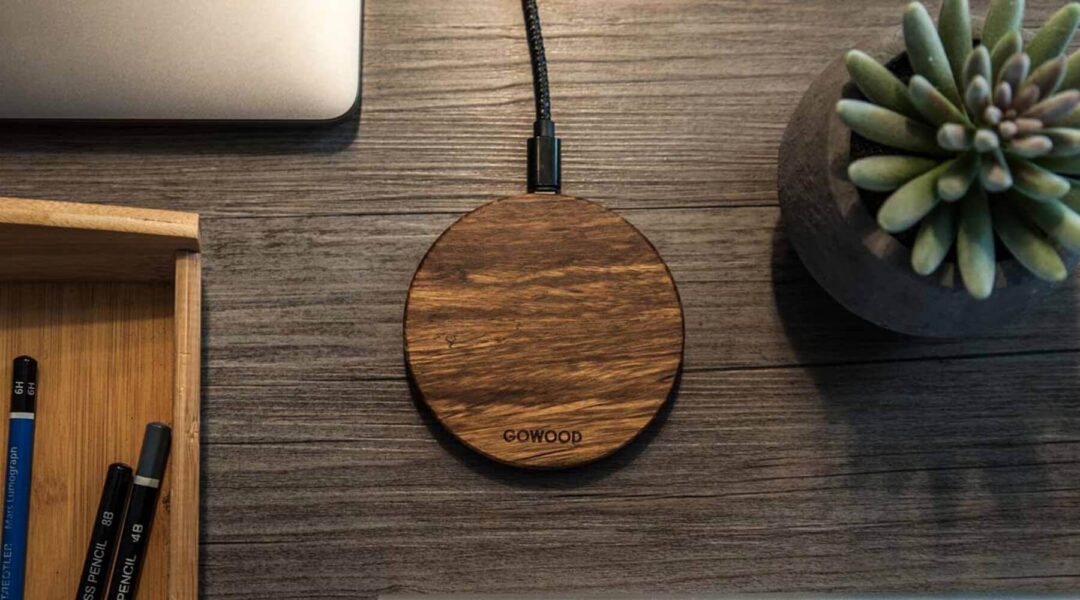 GoWood wooden wireless charger on a chessboard